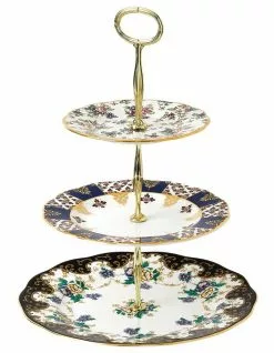 Royal Albert 100 Years Cake Stand: 1900, 1910, 1940