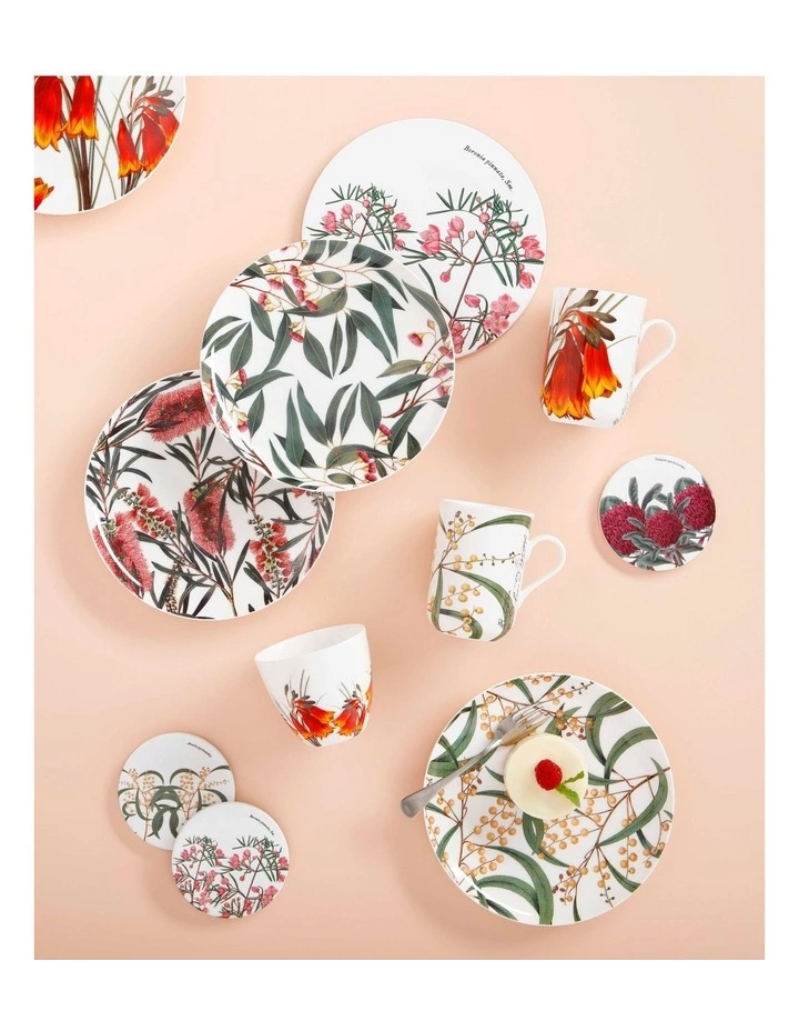 Maxwell & Williams Royal Botanic Garden Bottlebrush 20cm Gift Boxed Plate 2 Maxwell & Williams Royal Botanic Garden Bottlebrush 20cm Gift Boxed Plate - Image 2