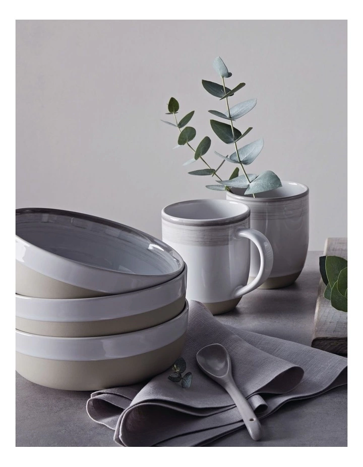 Royal Doulton Ellen DeGeneres White Brushed Glaze 16pc Dining Set 2 Royal Doulton Ellen DeGeneres White Brushed Glaze 16pc Dining Set - Image 2