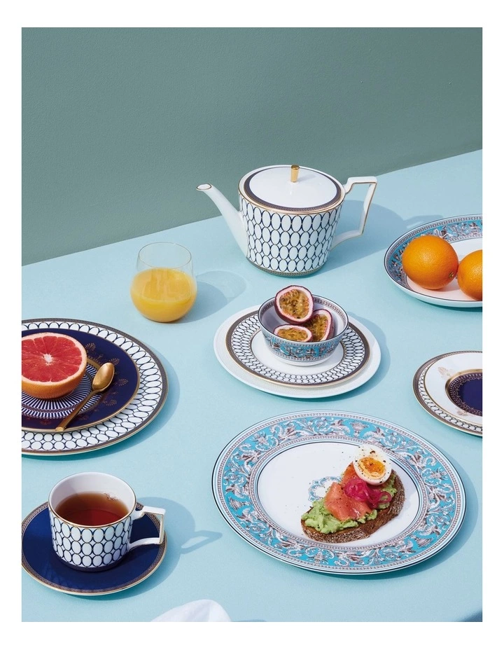 Wedgwood Renaissance Gold Tea Set 2 Wedgwood Renaissance Gold Tea Set - Image 2