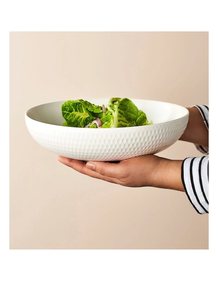 Maxwell & Williams White Basics Diamonds 25cm Round Serving Bowl White 2 Maxwell & Williams White Basics Diamonds 25cm Round Serving Bowl White - Image 2