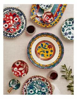 Maxwell & Williams Rhapsody Round Bowl 30cm Red Gift Boxed 6 Maxwell & Williams Rhapsody Round Bowl 30cm Red Gift Boxed -Dining Shop 814048570 4 720x928