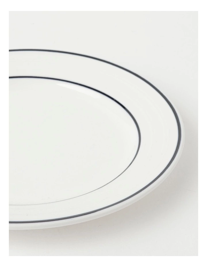 Heritage Ribbed 16pc Dinner Set with Blue Rim 6 Heritage Ribbed 16pc Dinner Set with Blue Rim - Image 6