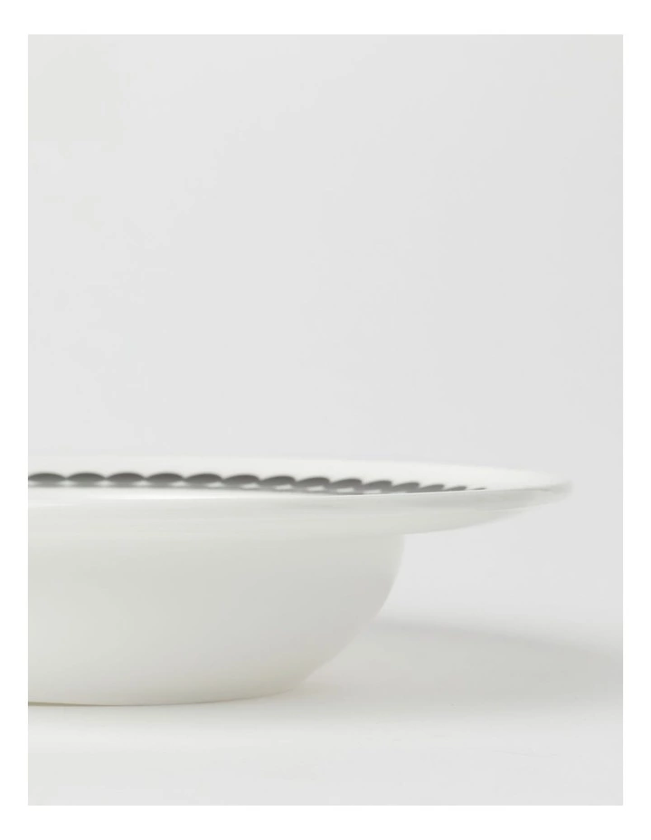 Vue Studio Soup Bowl Black/White 3 Vue Studio Soup Bowl Black/White - Image 3
