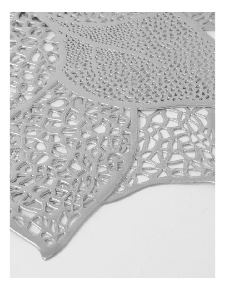 Heritage Poinsettia Placemat Set Of 4 - Silver 2 Heritage Poinsettia Placemat Set Of 4 - Silver - Image 2