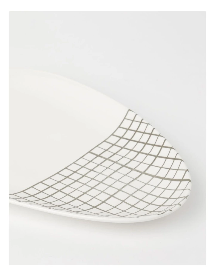 Vue Grid Oblong Serving Platter 2 Vue Grid Oblong Serving Platter - Image 2