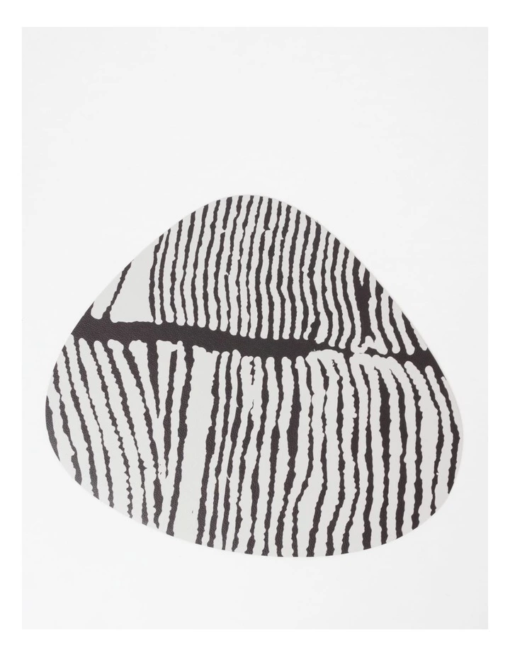 Warlukurlangu Artists x Vue Placemat Set of 4 Kurrkara Jukurrpa (Dessert Oak Dreaming) by Judy Napangardi Watson 1 Warlukurlangu Artists x Vue Placemat Set of 4 Kurrkara Jukurrpa (Dessert Oak Dreaming) by Judy Napangardi Watson