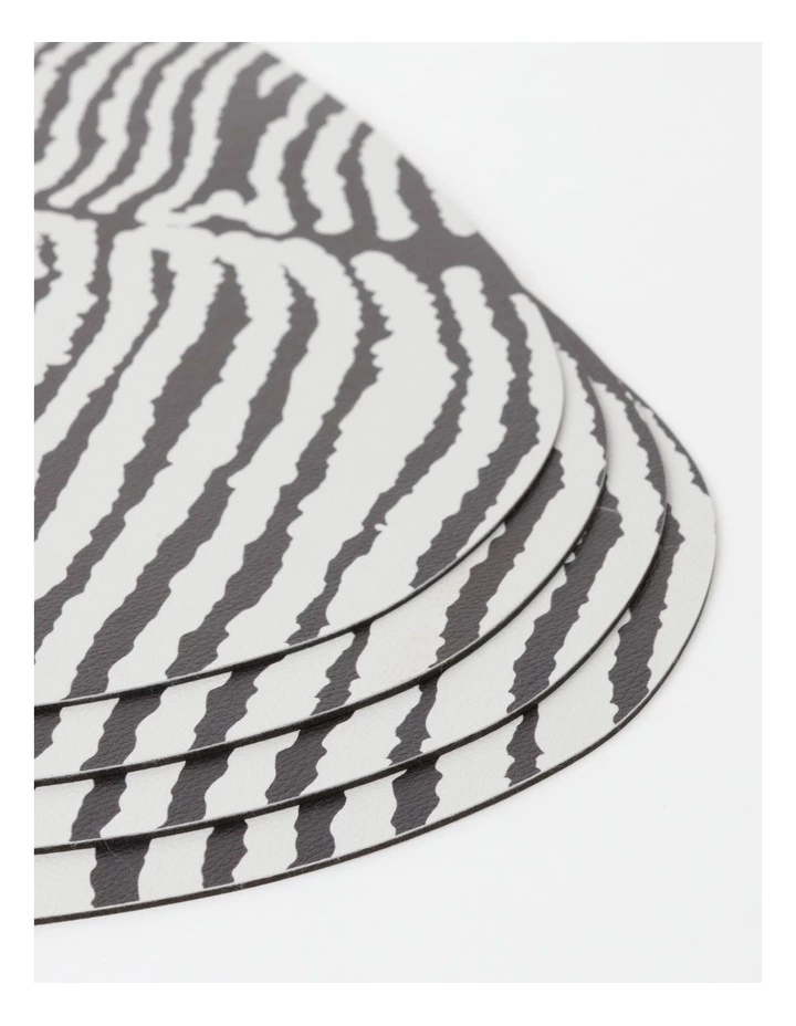 Warlukurlangu Artists x Vue Placemat Set of 4 Kurrkara Jukurrpa (Dessert Oak Dreaming) by Judy Napangardi Watson 3 Warlukurlangu Artists x Vue Placemat Set of 4 Kurrkara Jukurrpa (Dessert Oak Dreaming) by Judy Napangardi Watson - Image 3